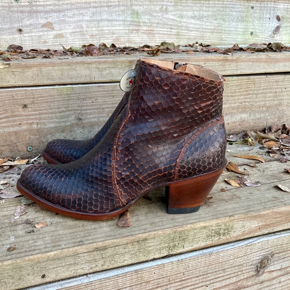Idyllwind | Western Leather Ankle Boots - Picture 3 of 12